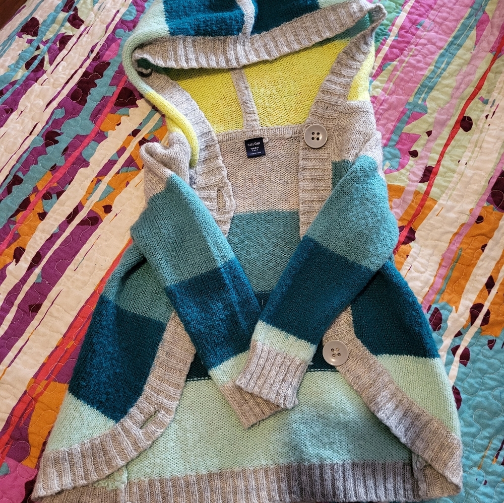 Baby Gap knit sweater size 3T
